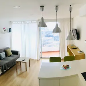 apartamento-a-pie-de-playa-en-santa-cruz-de-tenerife.in-canary-islands.com/
